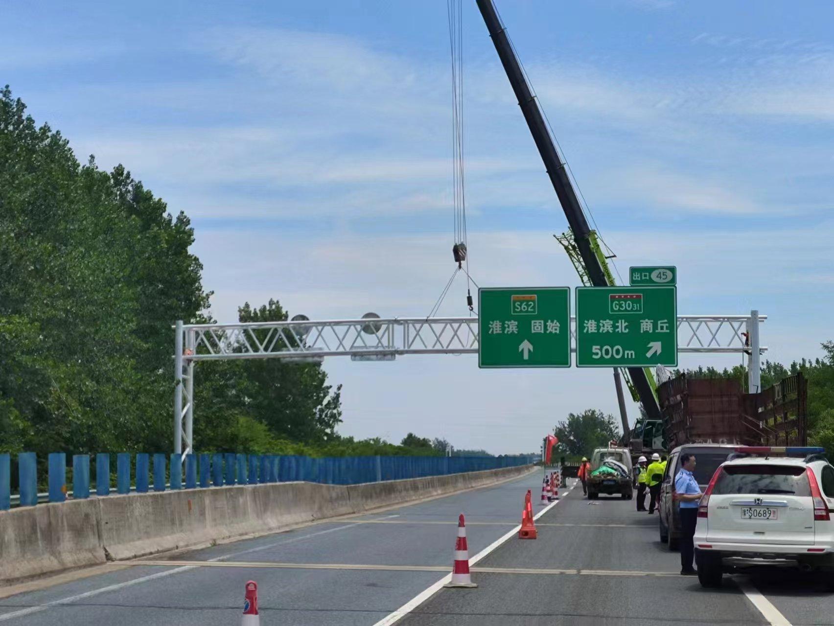 郑州润泰交通安全设施有限公司厂房及产品展示