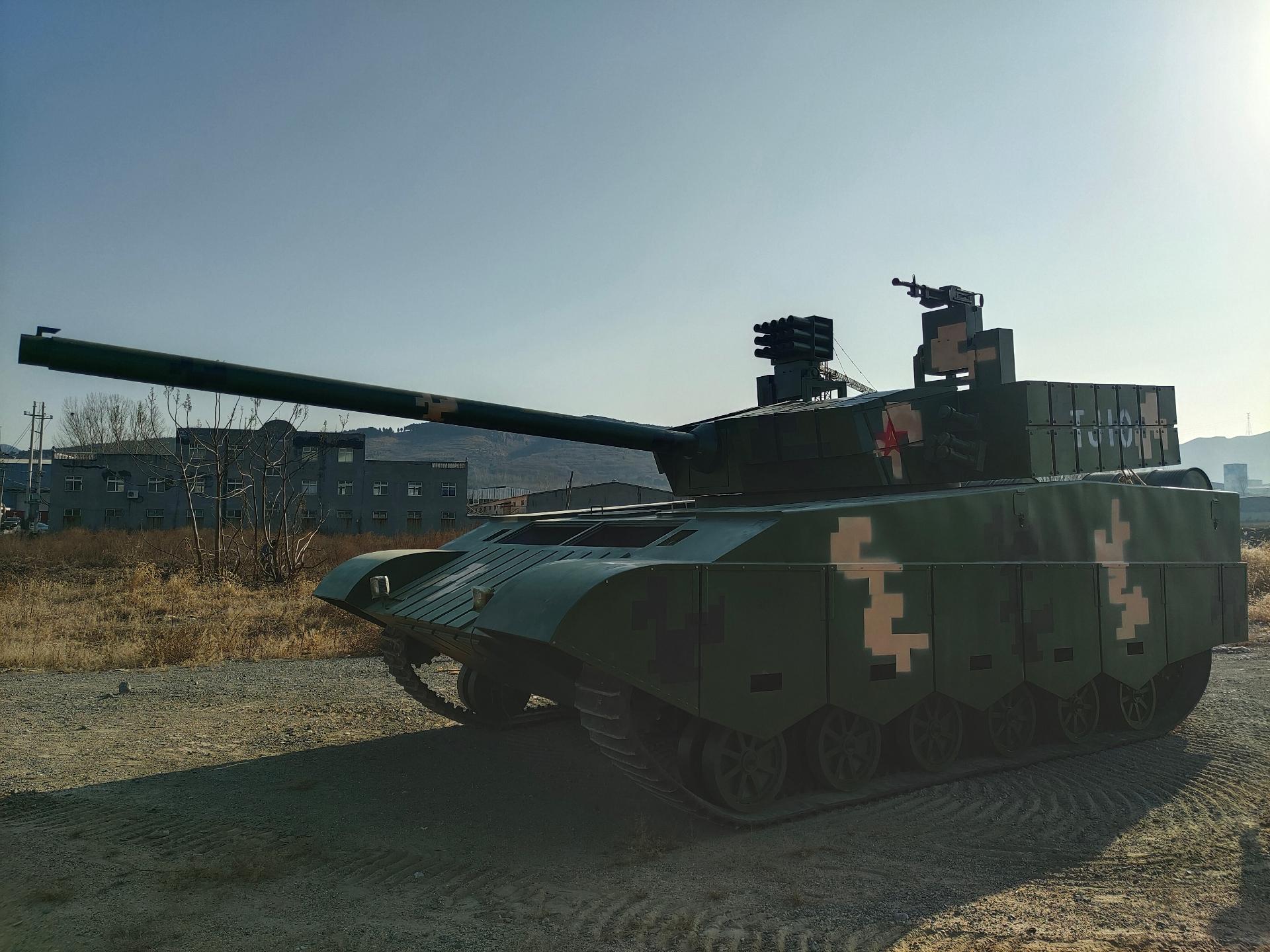 大型**模型示例