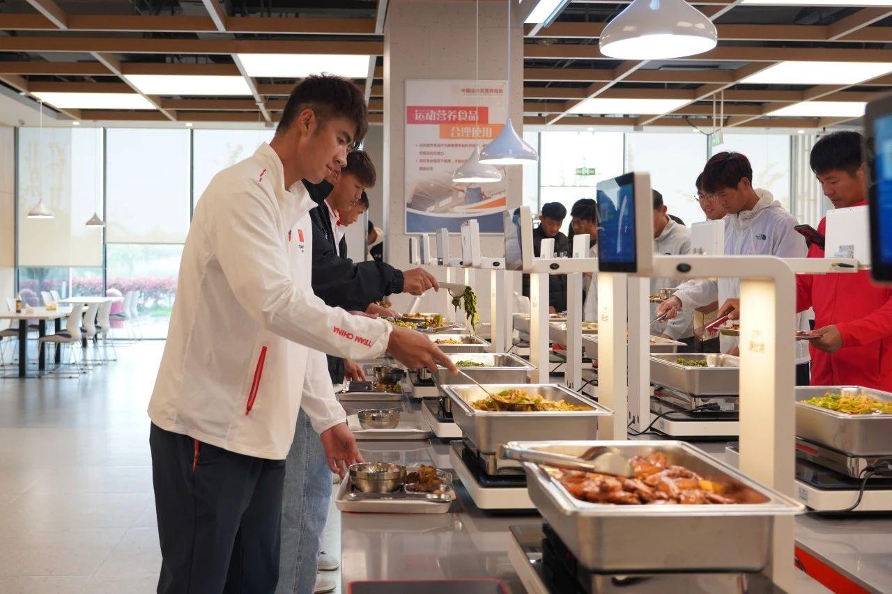 康比特AI智慧营养超级食堂产品