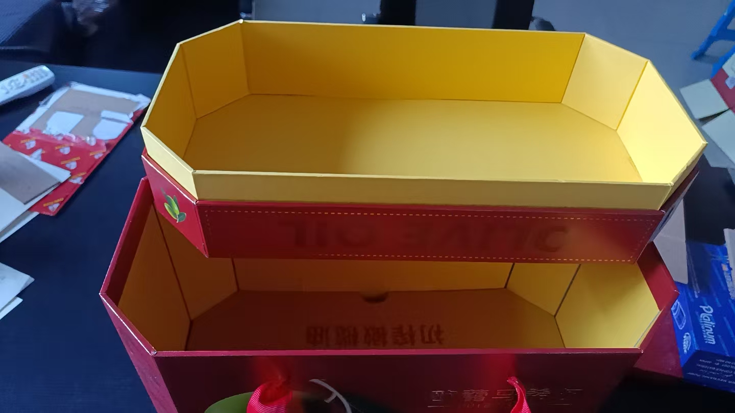 龙港市帅龙工艺礼品有限公司车间一角
