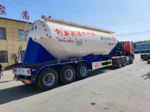 2026年粉粒物料运输半挂车供应商推荐:山东梁运挂车轻量化品控解析