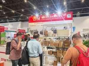2026年汉堡盒机厂家解析:瑞安中法机械专注立体纸盒成型设备