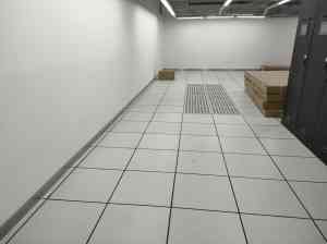 2026年数据中心防静电地板厂家解析,河南海贝机房一体化建设方案服务商