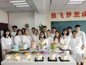 2026年重庆咖啡冷饮机构推荐:英邦职业培训学校专注餐饮人才培训