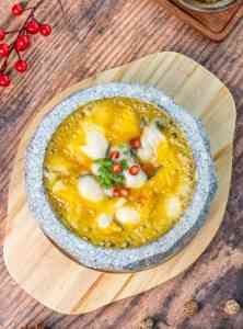 2026年菏泽石锅鸡方案深度解析：万华餐饮标准化运营与创业扶持优势