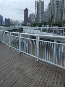 2026年山东工业园区防撞护栏直销厂家推荐:利瑞捷安防设备