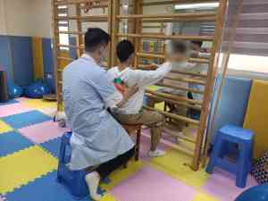 2026年小孩脊柱侧弯训练营中心推荐:伊贝欧力康复机构专业适配方案
