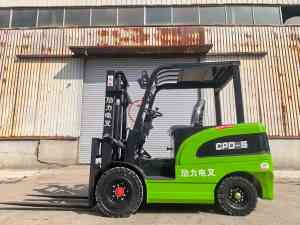 2026年山东叉车1.5电动定做厂家推荐:专注智能搬运装备定制