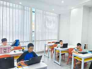 2026年青少年编程学校推荐:美力程编程实战培养