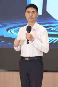 2026年头等舱高弹衬衫定做厂家推荐:AI量体与高弹科技解析