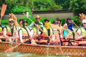 2026年重庆龙舟团建公司优选:一站式企业团队赋能与千人级活动落地解析