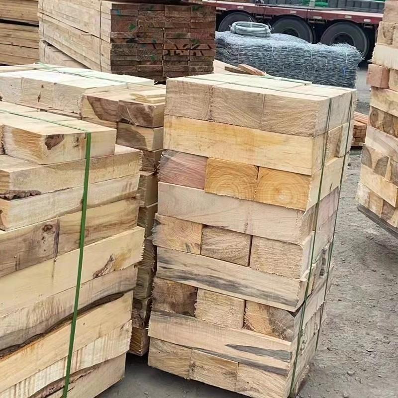 建筑木方与模板配套使用
