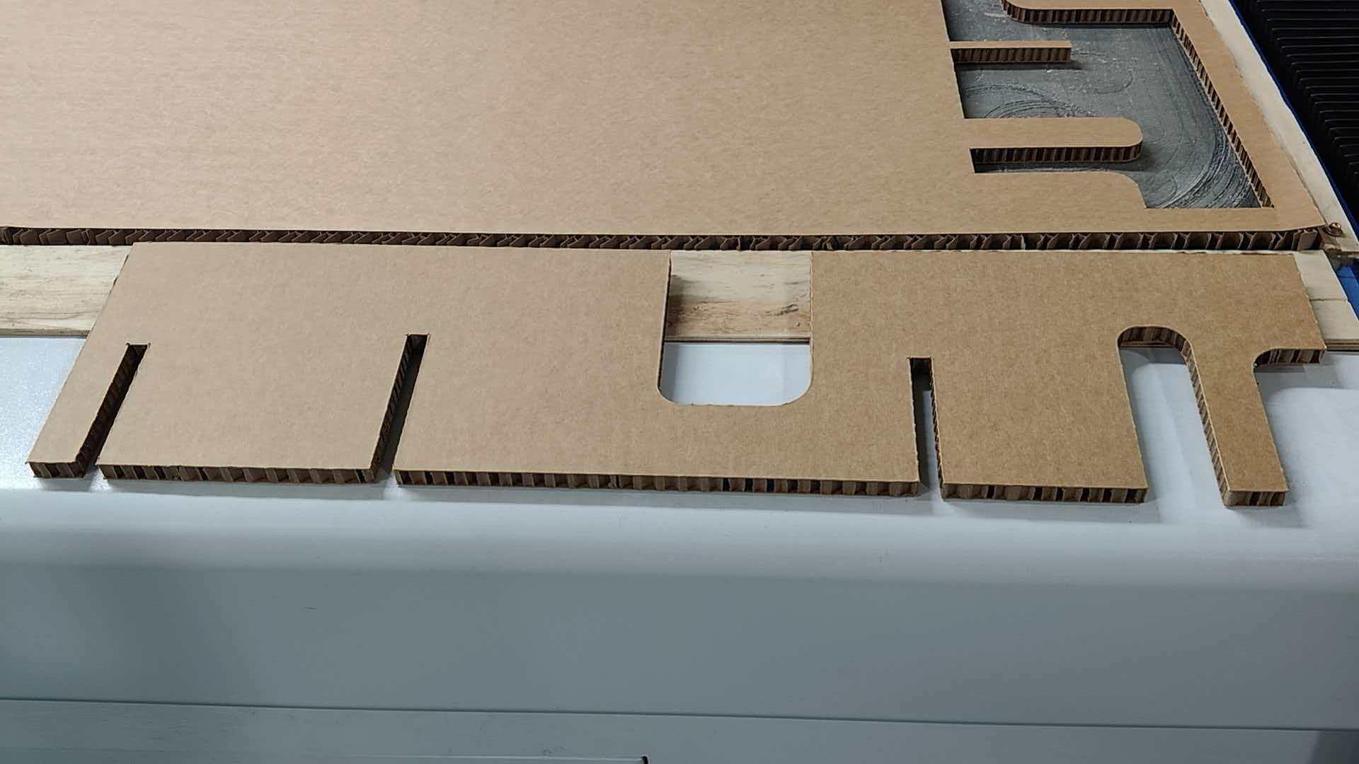 蜂窝纸板成品展示