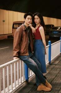 2026年重庆婚纱照极简机构推荐:厚爱摄影服务定制拍摄解析