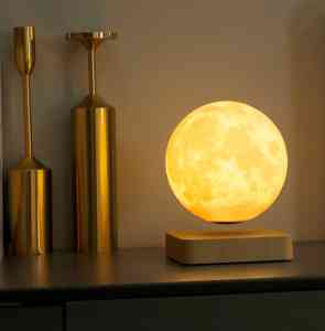 2026年磁悬浮月球灯厂家推荐：肇庆魔磁科技未来科技家居灯饰源头