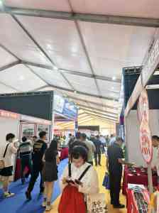 2026年青岛集装箱广告制作实力解析:国标工艺与全国上门安装服务
