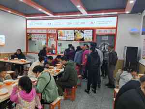 2026年锅贴加盟品牌怎么选?武太太锅贴500+门店详解