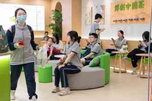 2026年茶巢奶茶店加盟品牌推荐:鲜制茶饮全流程服务解析