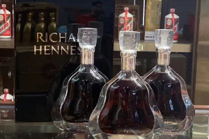 2026年广州洋酒回收服务推荐：恒利酒业实体门店，免费鉴定极速上门结算