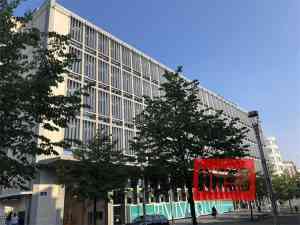 2026年大规格遮阳百叶厂家直销解析:悦百遮阳技术实力与工程应用观察